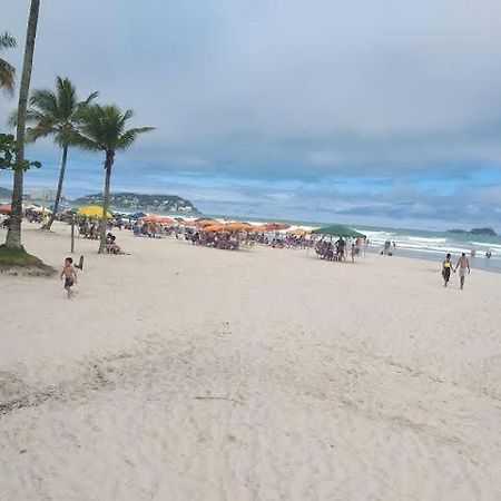 Apto Aconchegante Pe Na Areia Guarujá Exteriér fotografie