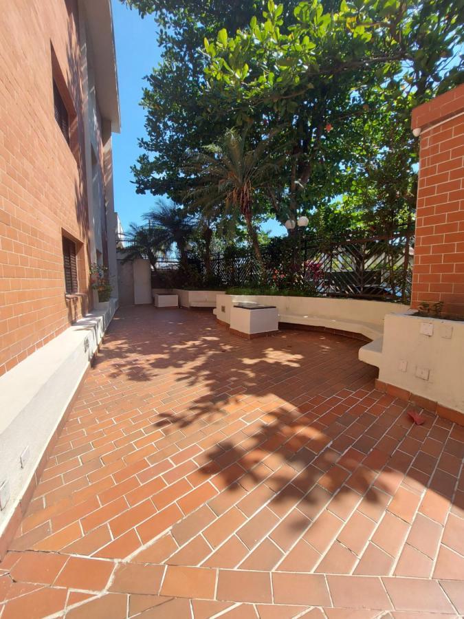 Apto Aconchegante Pe Na Areia Guarujá Exteriér fotografie